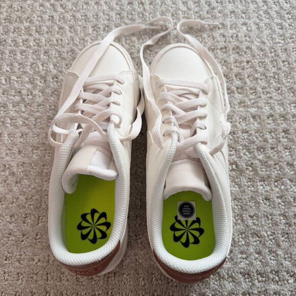 Women's Nike Court Legacy Shoes - Phantom White, Size 7.5 - Like New - Picture 4 of 6